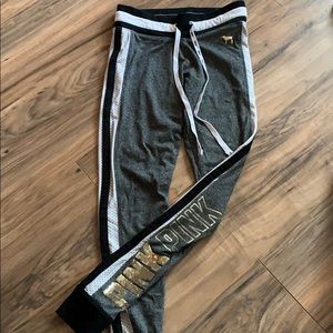 PINK Victoria’s Secret yogas